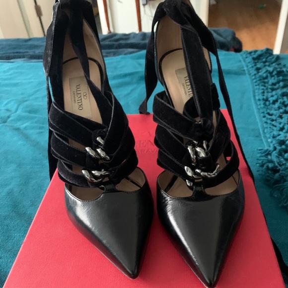 Valentino lace up heels size 8 (38) - Picture 2 of 2